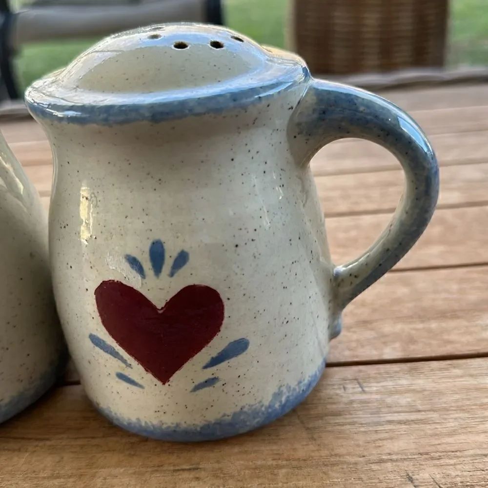 Cottage Collections VTG Ceramic Salt & Pepper Shaker Set - Picture 3 of 6